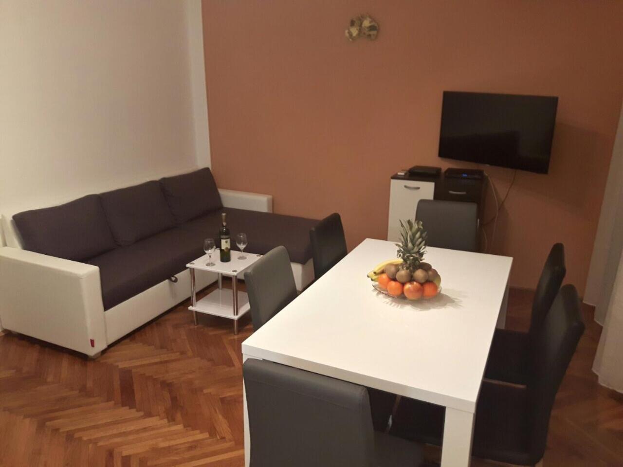 Voshta 2 Bedroom Apartment Zadar Eksteriør billede