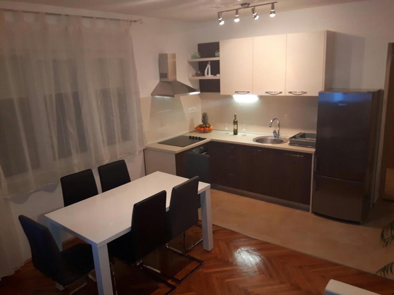 Voshta 2 Bedroom Apartment Zadar Eksteriør billede